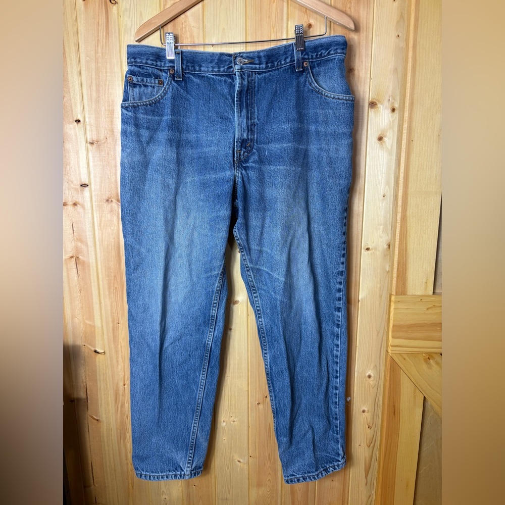 Levi’s 550 Relaxed Fit Blue Jean Women’s Size 18 S casual comfort staple *Flaw